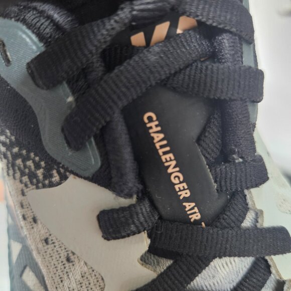 Hoka Challenger 7 Women's Size 7 B Harbor Mist/Spruce Running Shoes pre-owned - Picture 11 of 11